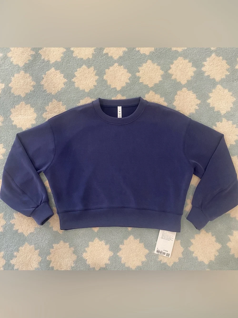 NWT Lulu Softstreme Crew